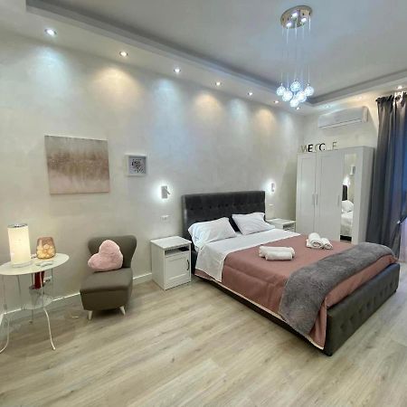 Apartment Close To The Coloseum, 2 Minutes Walk From Metro A Exterior foto