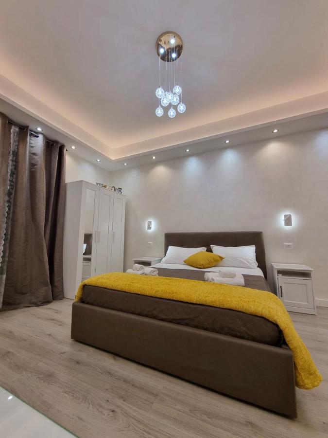 Apartment Close To The Coloseum, 2 Minutes Walk From Metro A Exterior foto