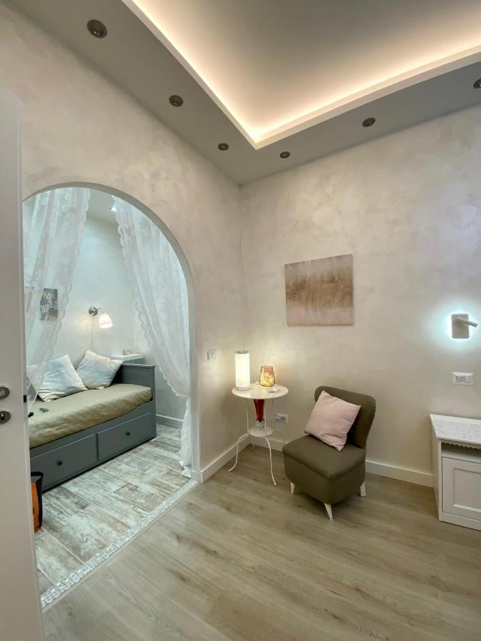 Apartment Close To The Coloseum, 2 Minutes Walk From Metro A Exterior foto
