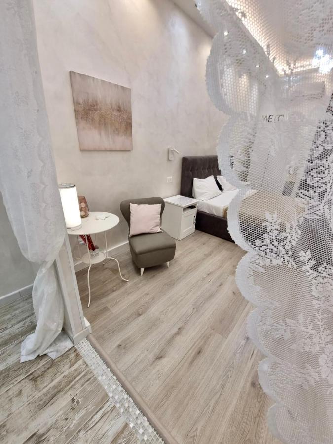 Apartment Close To The Coloseum, 2 Minutes Walk From Metro A Exterior foto
