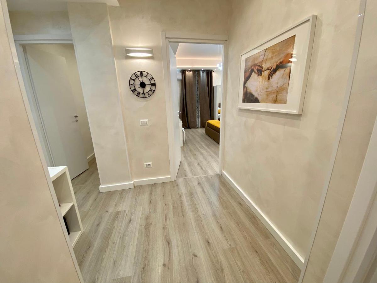 Apartment Close To The Coloseum, 2 Minutes Walk From Metro A Exterior foto