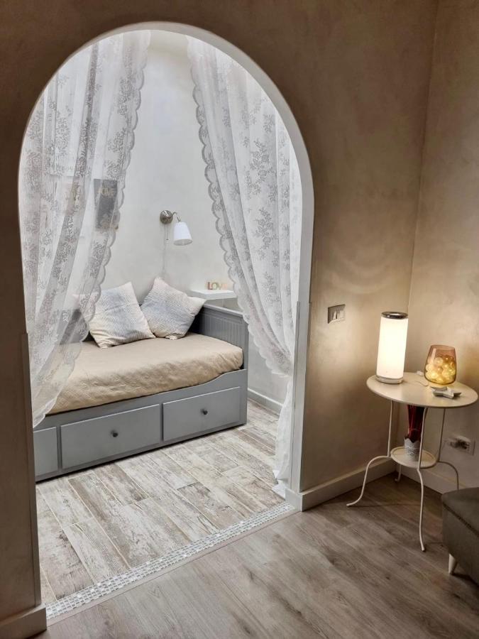 Apartment Close To The Coloseum, 2 Minutes Walk From Metro A Exterior foto