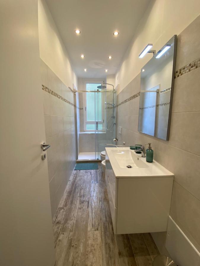 Apartment Close To The Coloseum, 2 Minutes Walk From Metro A Exterior foto